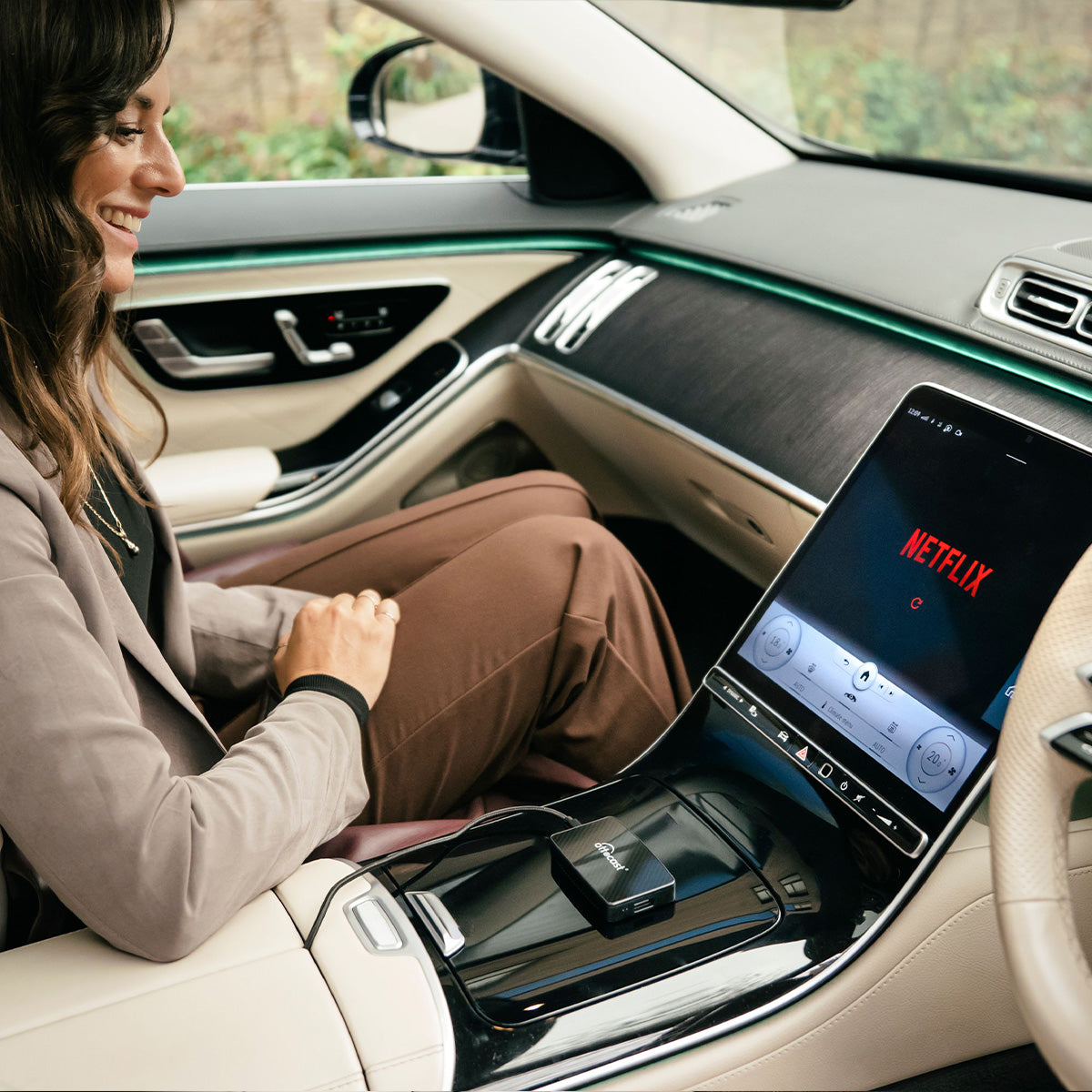 (🎄Weihnachtsverkauf 44% RABATT) - Play2Video Ultra Wireless Carplay/Android Auto All-in-1 Adapter