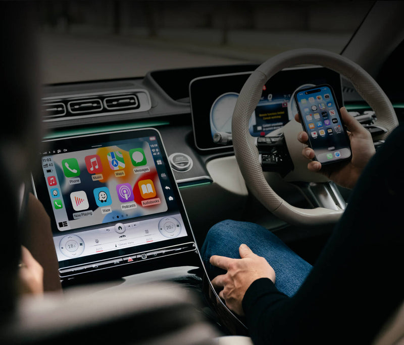 <h4><strong>Sømløs trådløs CarPlay og Android Auto</strong></h4>
